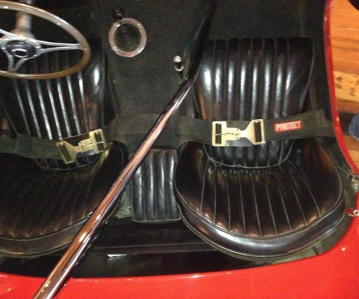 1962 Shelby Cobra CSX 2000 - Red Bucket Seats