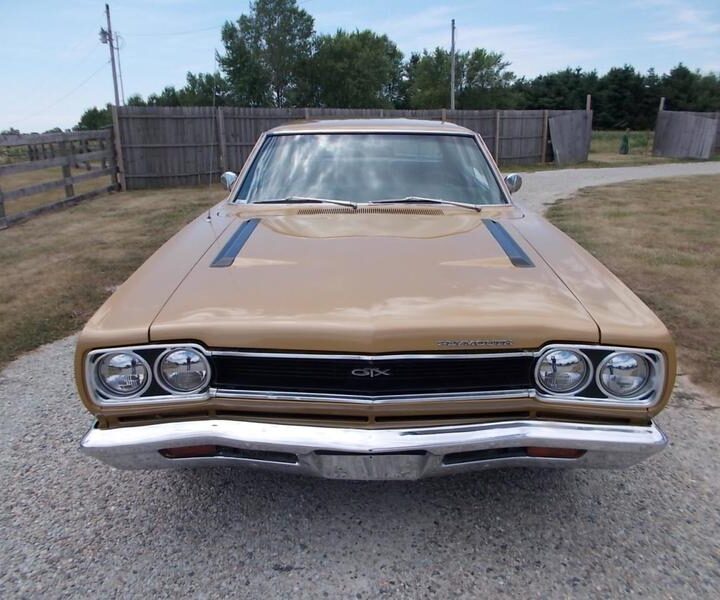 1968 Plymouth GTX 440 Gold Front Grille