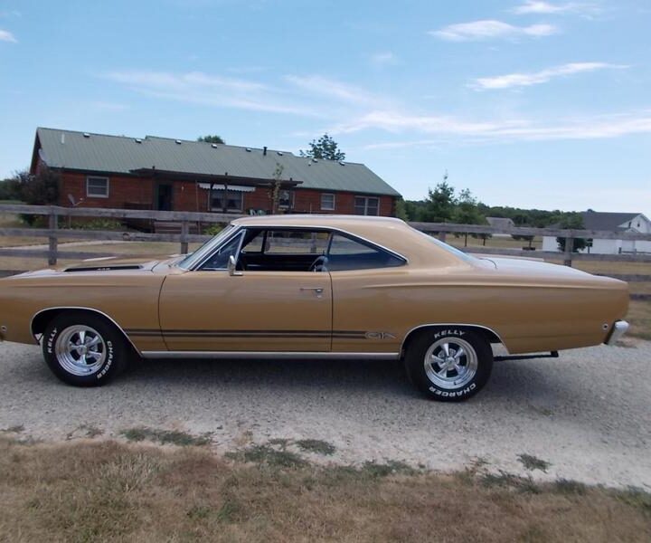 1968 Plymouth GTX 440 Gold Side View