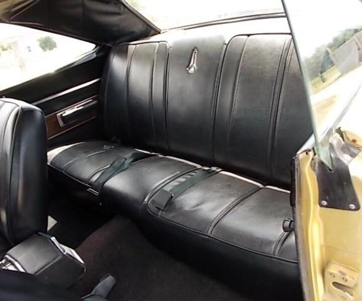 1968 Plymouth GTX 440 Gold Back Seat
