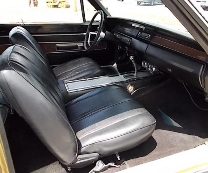 1968 Plymouth GTX 440 Gold Front Seat