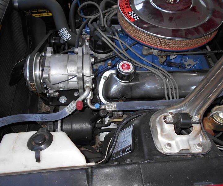 1967 Mustang Fastback Red Engine